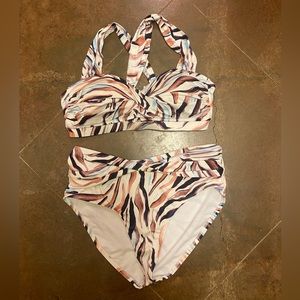 Gibson & Latimer Women’s Two Piece Bikini